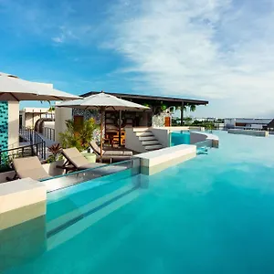 Appartement Downtown Penthouse With Private Pool, Rooftop Pool And Gym, Short Distance From Beaches, Restaurants & Nightlife, Tulum